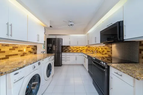 5 Eastgate Drive Boynton Beach FL 33436