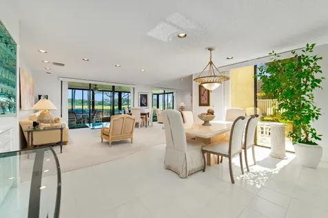5 Eastgate Drive Boynton Beach FL 33436