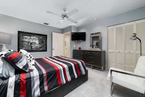 5 Eastgate Drive Boynton Beach FL 33436
