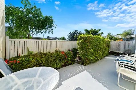 5 Eastgate Drive Boynton Beach FL 33436