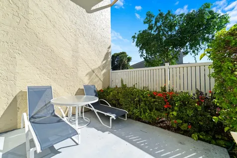5 Eastgate Drive Boynton Beach FL 33436