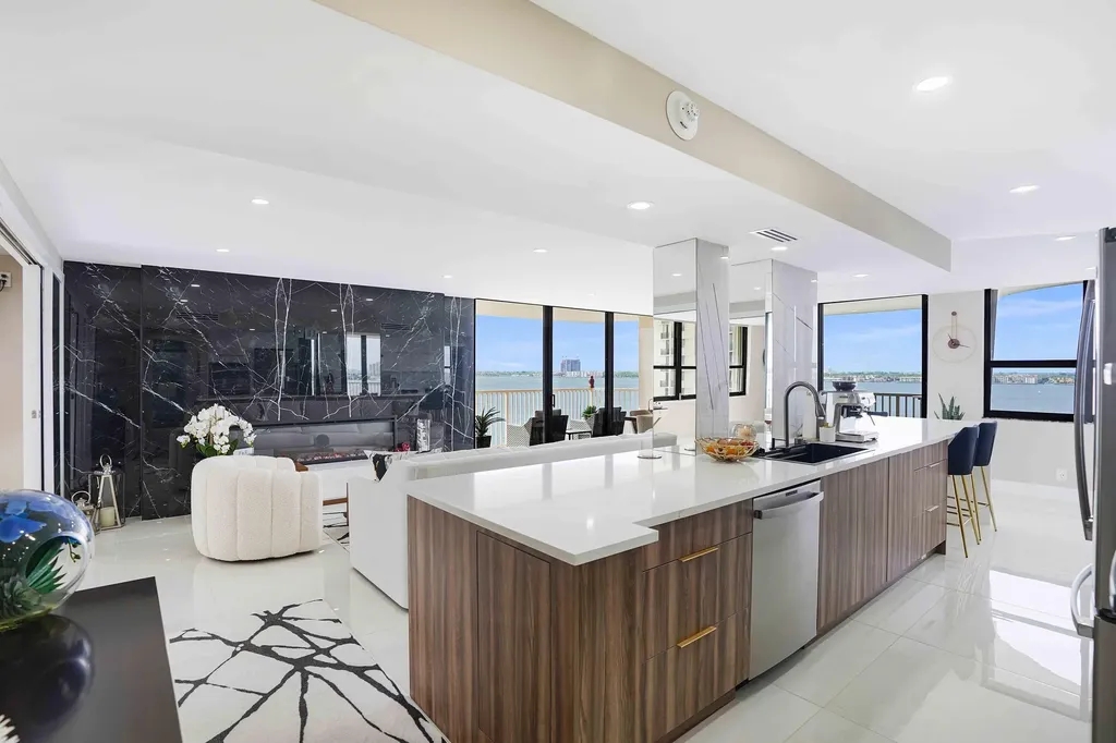 5480 N Ocean Drive Singer Island FL 33404