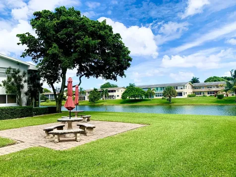 287 Andover L West Palm Beach FL 33417