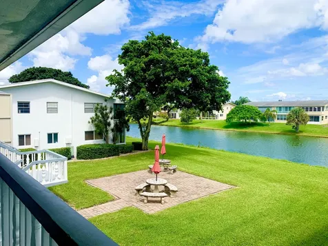 287 Andover L West Palm Beach FL 33417