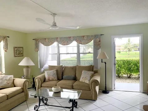 287 Andover L West Palm Beach FL 33417