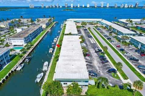 121 Wettaw Lane North Palm Beach FL 33408