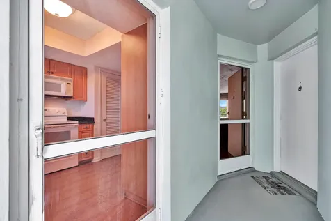 121 Wettaw Lane North Palm Beach FL 33408