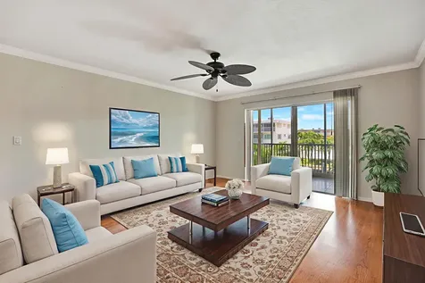 121 Wettaw Lane North Palm Beach FL 33408