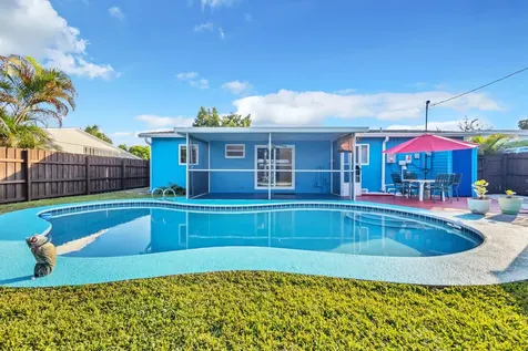 5581 S 38th Street Greenacres FL 33463