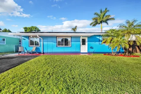 5581 S 38th Street Greenacres FL 33463