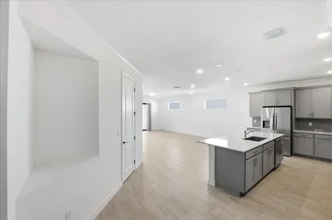 6866 Nw Kestrel Lane Port Saint Lucie FL 34987