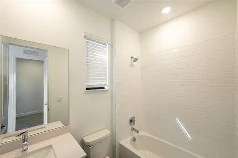6866 Nw Kestrel Lane Port Saint Lucie FL 34987