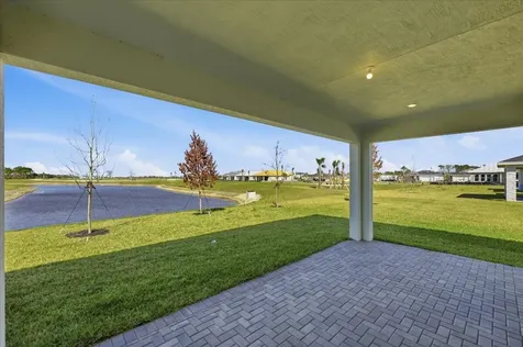 6866 Nw Kestrel Lane Port Saint Lucie FL 34987