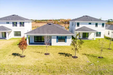 6866 Nw Kestrel Lane Port Saint Lucie FL 34987