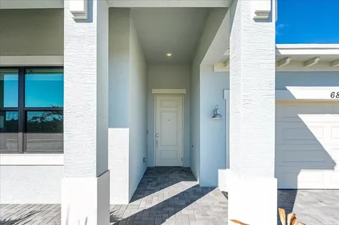 6866 Nw Kestrel Lane Port Saint Lucie FL 34987