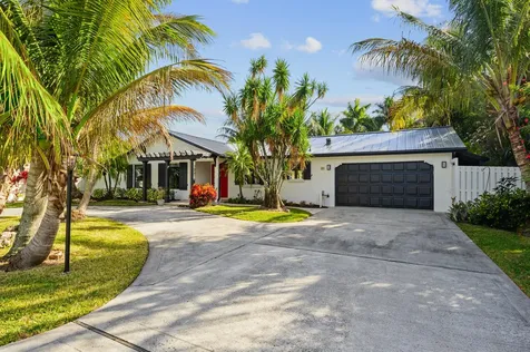 14 Nw 24th Street Delray Beach FL 33444