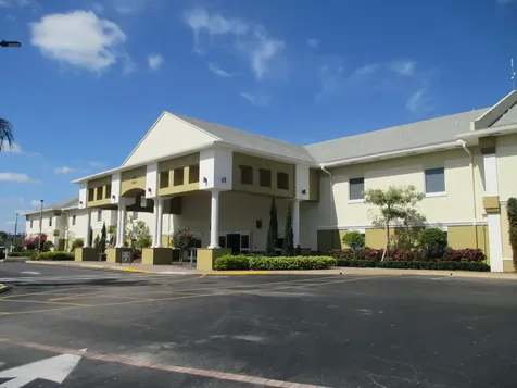 31 Canterbury B West Palm Beach FL 33417