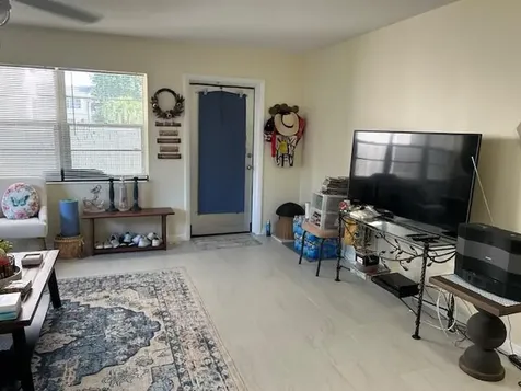 31 Canterbury B West Palm Beach FL 33417