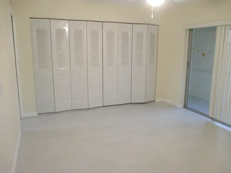 31 Canterbury B West Palm Beach FL 33417
