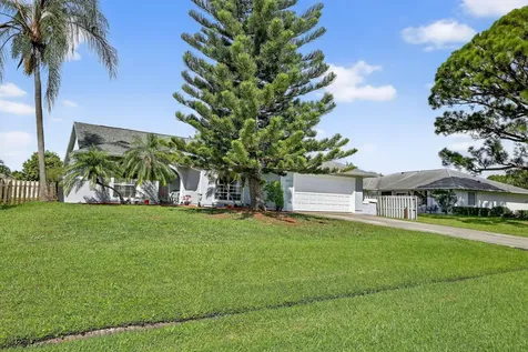 1622 Se Nancy Lane Port Saint Lucie FL 34983