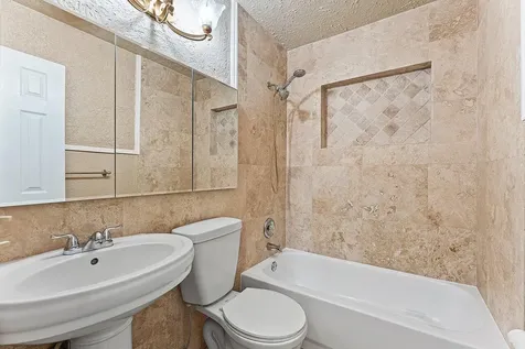 5151 Ne 8th Avenue Deerfield Beach FL 33064