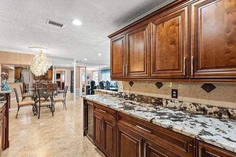 5151 Ne 8th Avenue Deerfield Beach FL 33064