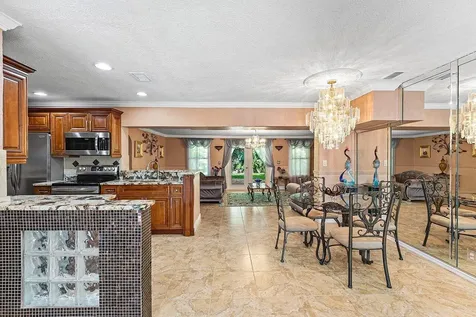 5151 Ne 8th Avenue Deerfield Beach FL 33064
