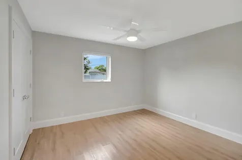 135 SE 28th Court Boynton Beach FL 33435