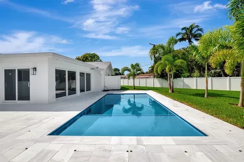 135 SE 28th Court Boynton Beach FL 33435