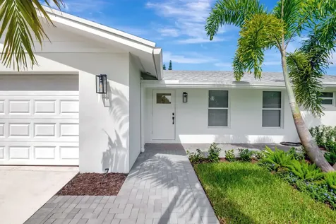 135 SE 28th Court Boynton Beach FL 33435