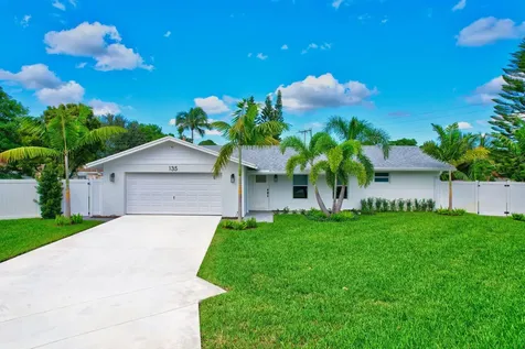 135 SE 28th Court Boynton Beach FL 33435