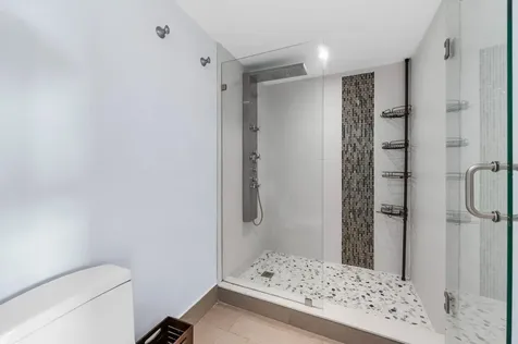 16546 NE 26th Avenue North Miami Beach FL 33160