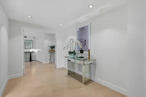 100 Sunrise Avenue Palm Beach FL 33480
