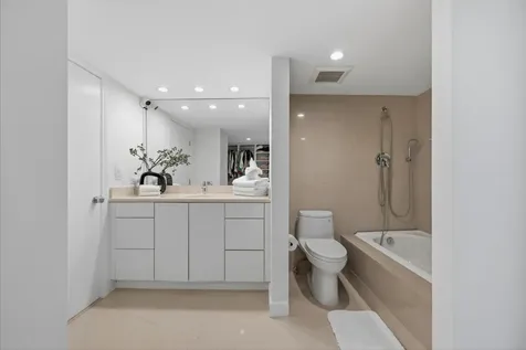 100 Sunrise Avenue Palm Beach FL 33480
