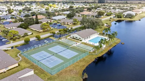 1718 W Royal Tern Lane Fort Pierce FL 34982
