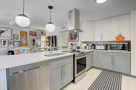 274 Capri F Delray Beach FL 33484