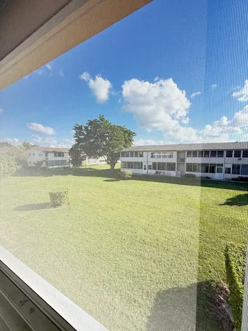 236 Kent West Palm Beach FL 33417