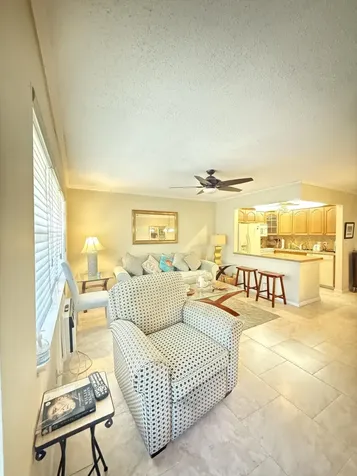 236 Kent West Palm Beach FL 33417