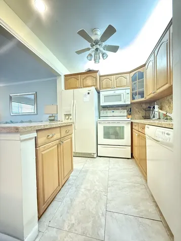 236 Kent West Palm Beach FL 33417