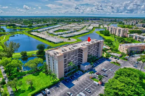 6866 Huntington Lane Delray Beach FL 33446