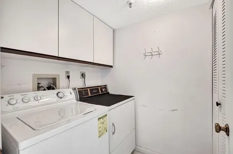 6866 Huntington Lane Delray Beach FL 33446