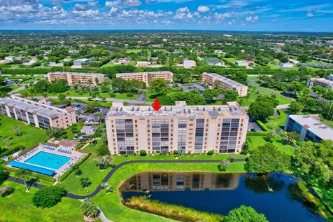 6866 Huntington Lane Delray Beach FL 33446
