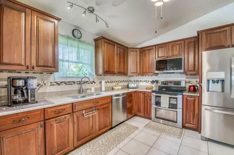 6690 Se Raintree Avenue Stuart FL 34997