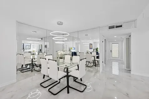 15450 Pembridge Avenue Delray Beach FL 33484