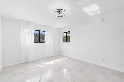 15450 Pembridge Avenue Delray Beach FL 33484