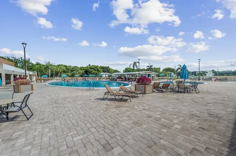 15450 Pembridge Avenue Delray Beach FL 33484