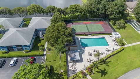 15450 Pembridge Avenue Delray Beach FL 33484