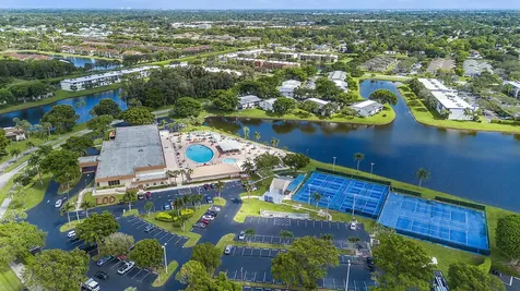 15450 Pembridge Avenue Delray Beach FL 33484