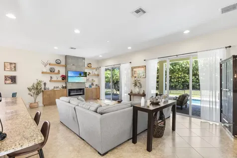 12085 Aviles Circle Palm Beach Gardens FL 33418