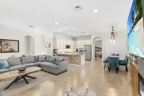 12085 Aviles Circle Palm Beach Gardens FL 33418